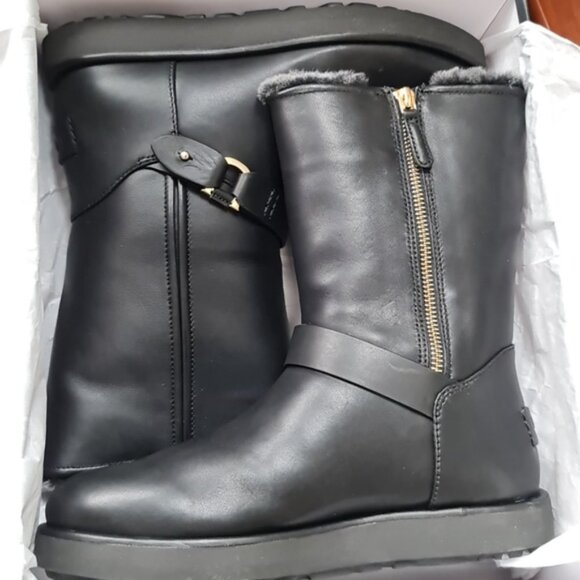 UGG Berge Women's Classic Short Boot - Picture 7 of 7